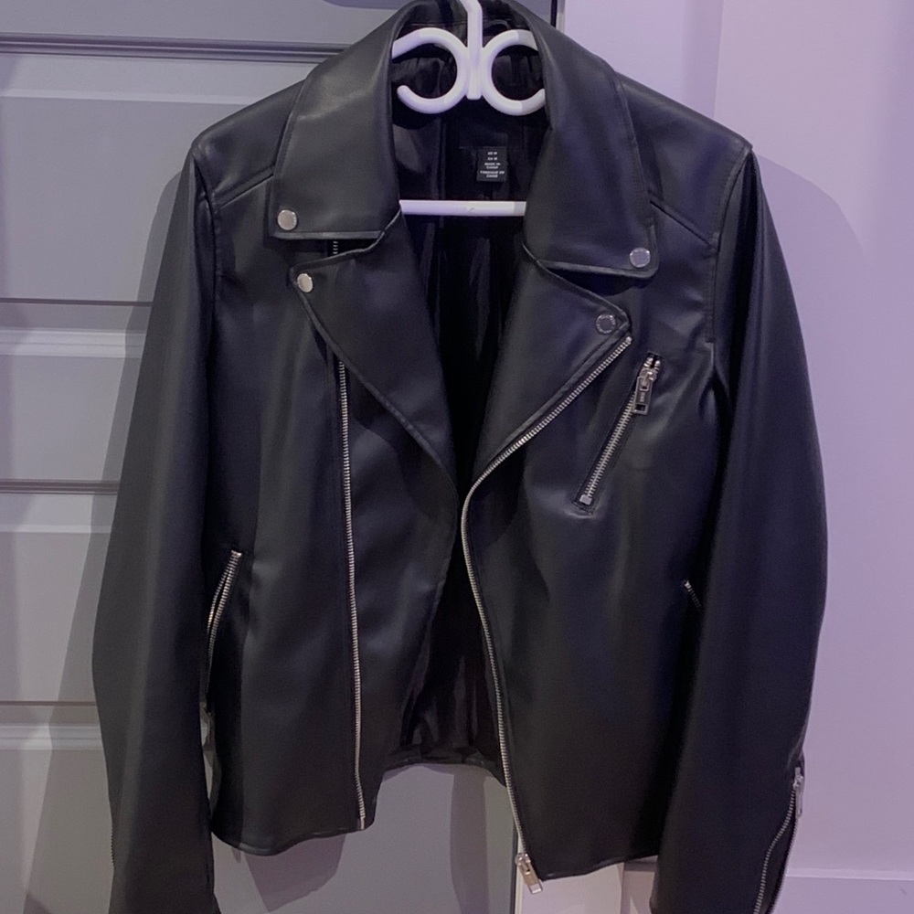 H&M men’s faux leather jacket